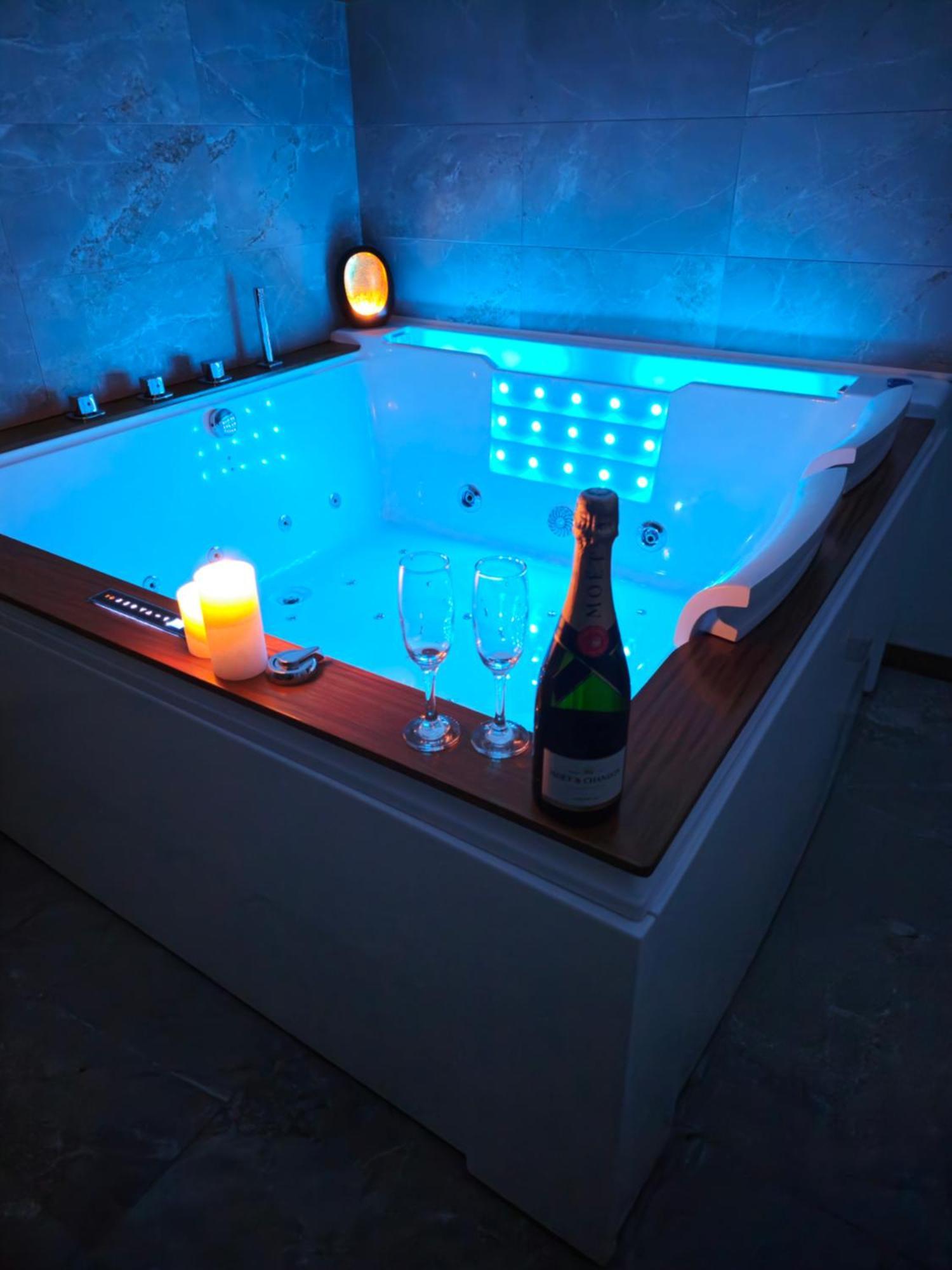 索姆河畔圣瓦莱里Loft De Luxe Le Chic, Grand Jacuzzi, Vue Port De Plaisance公寓 外观 照片